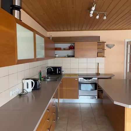 Holiday home 5 Bedroom House
