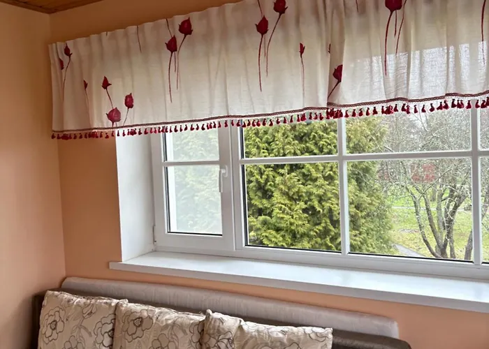 5 Bedroom House Roosisaare